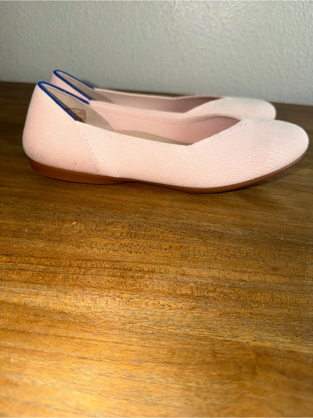 Rothy's Pale Pink V-Neck Knit Flats with Blue Heel Trim - Picture 2 of 7